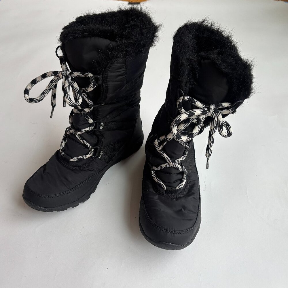 Sorel Women's Whitney II Tall Lace waterproof boots Size 8.5